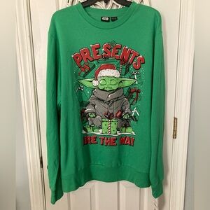 Christmas Star Wars Disney Yoda Sweatshirt NWT SzL